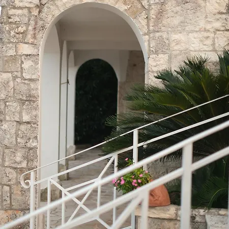 Sveva Villa